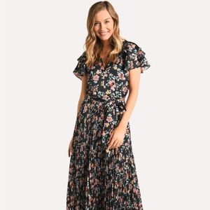 ML Monique Lhuillier Long Pleated Evening Dress | Size 14